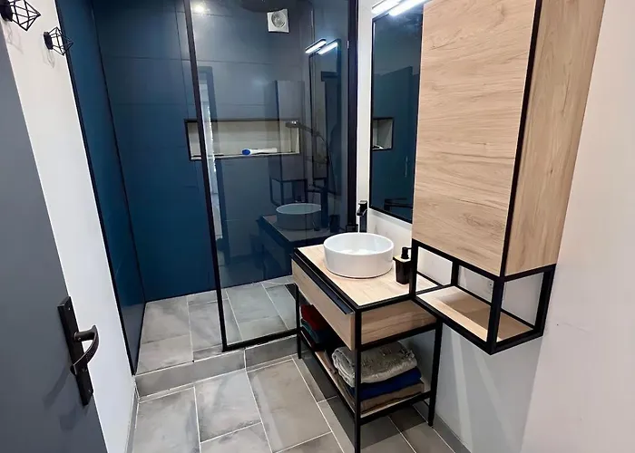 Le Moderna - Clim Parking Wifi Bbq Apartment Coulounieix-Chamiers